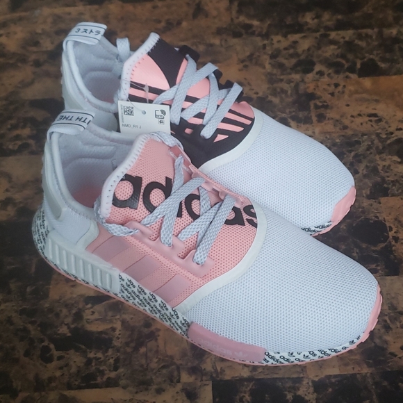 Rare Adidas NMD R1 White/Pink/Black NWT - Picture 3 of 16